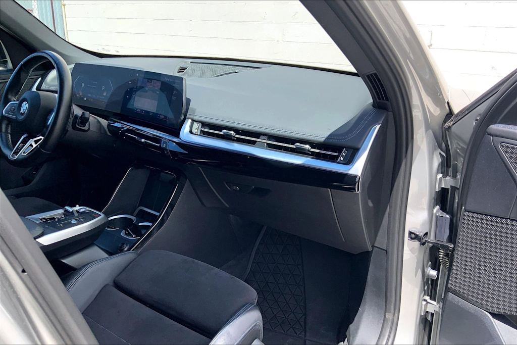 Thumbnail: 2023 BMW X1 - 25