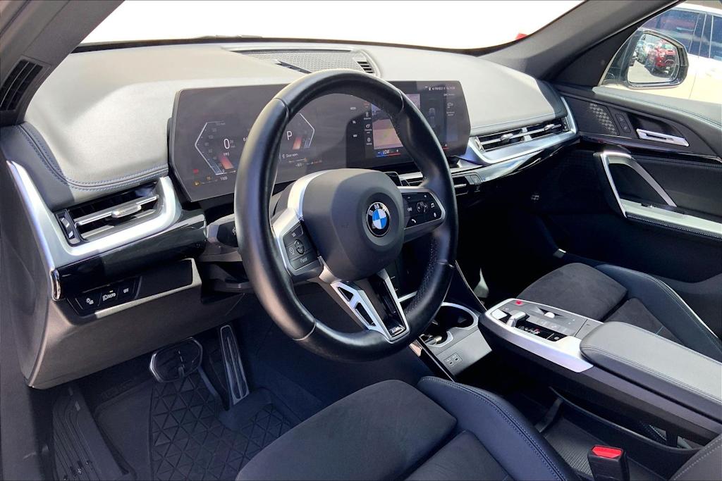 Thumbnail: 2023 BMW X1 - 2
