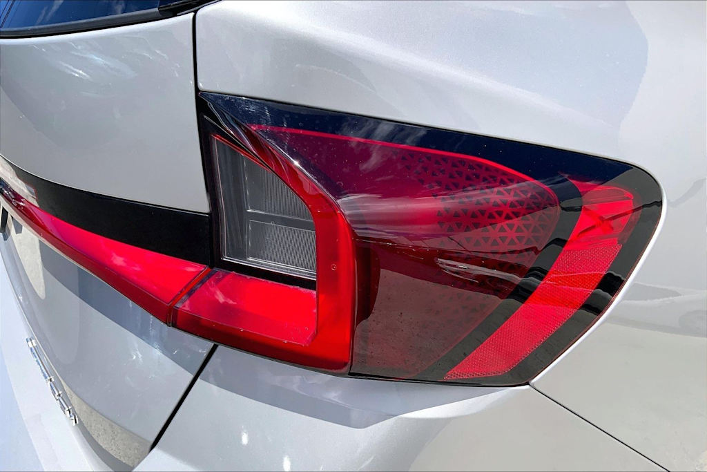 Thumbnail: 2023 BMW X1 - 32