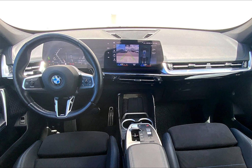 Thumbnail: 2023 BMW X1 - 10