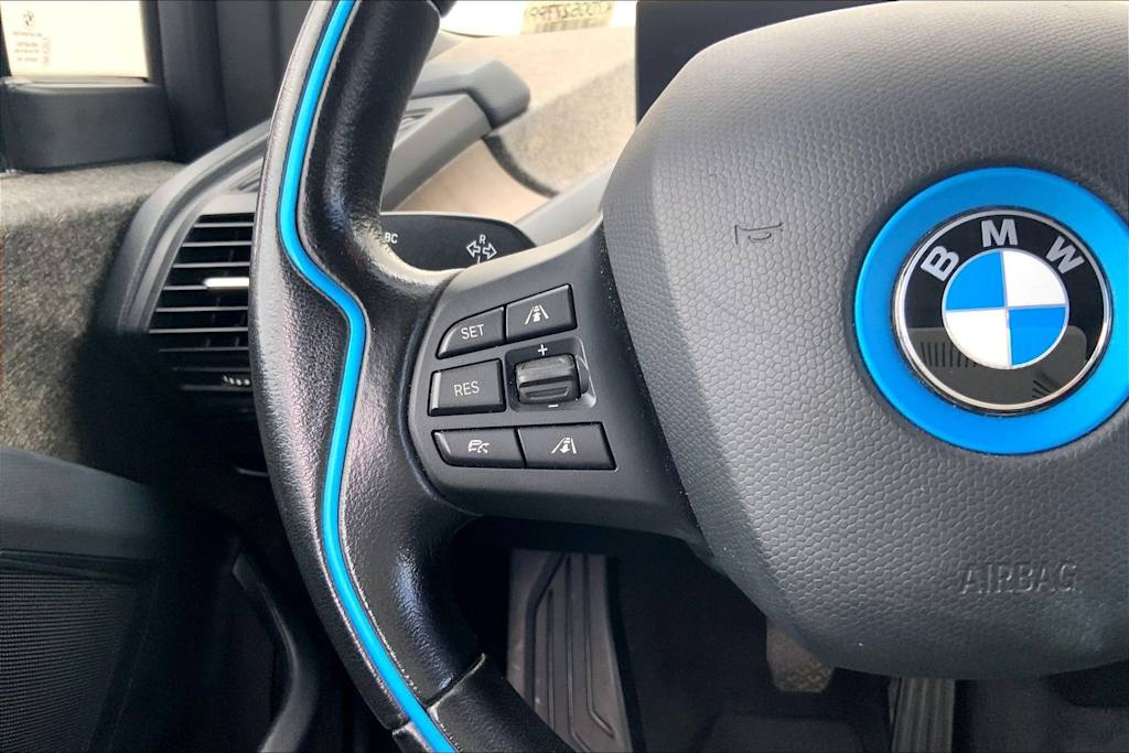 Thumbnail: 2019 BMW i3 - 24