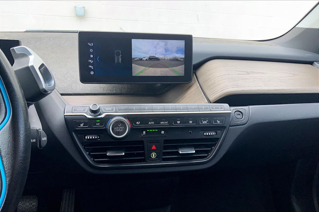 Thumbnail: 2019 BMW i3 - 33