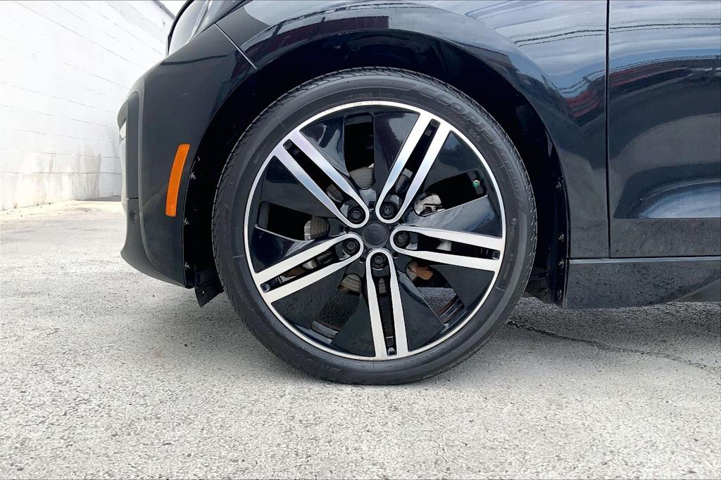 Thumbnail: 2019 BMW i3 - 8