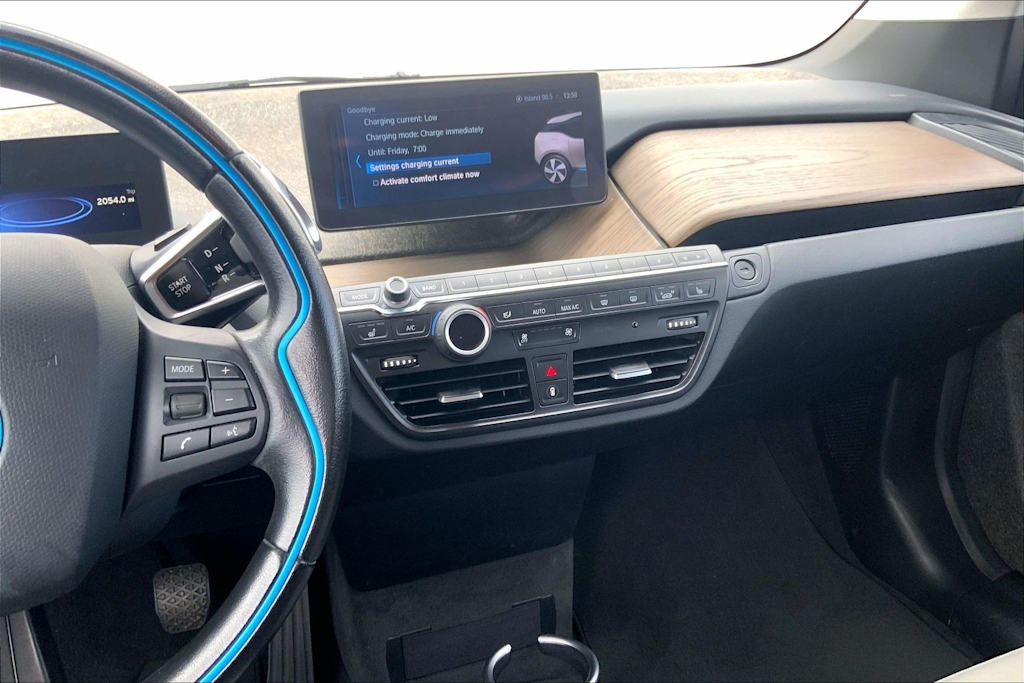 Thumbnail: 2019 BMW i3 - 15