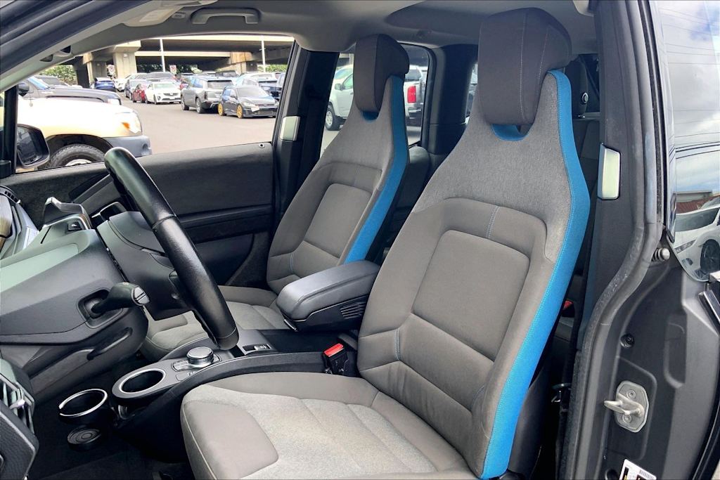 Thumbnail: 2019 BMW i3 - 11