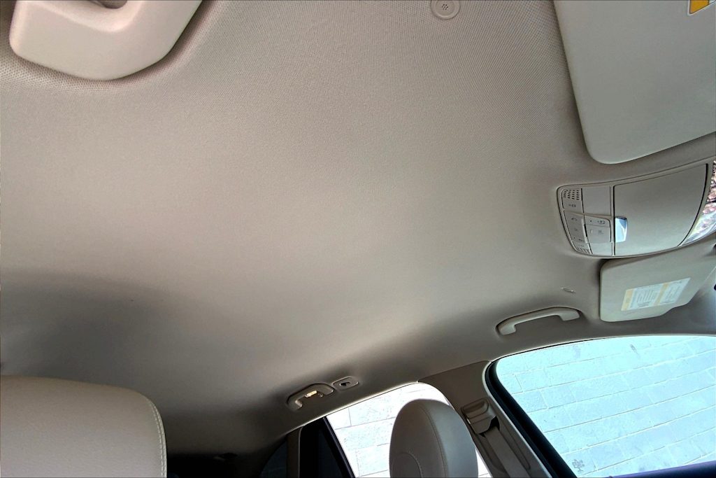 Thumbnail: 2020 Mercedes-Benz GLC - 30