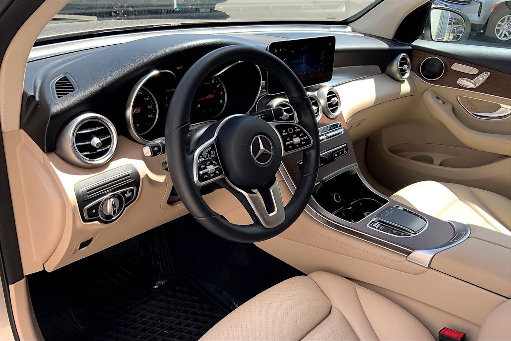 Thumbnail: 2020 Mercedes-Benz GLC - 2