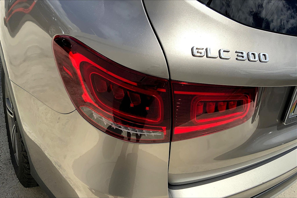Thumbnail: 2020 Mercedes-Benz GLC - 32