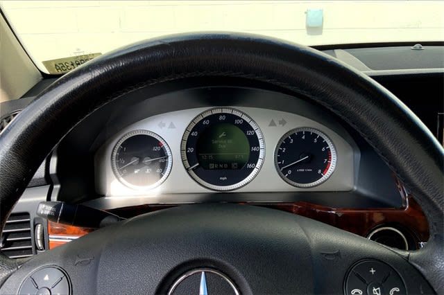 2010 Mercedes-Benz GLK 350 17