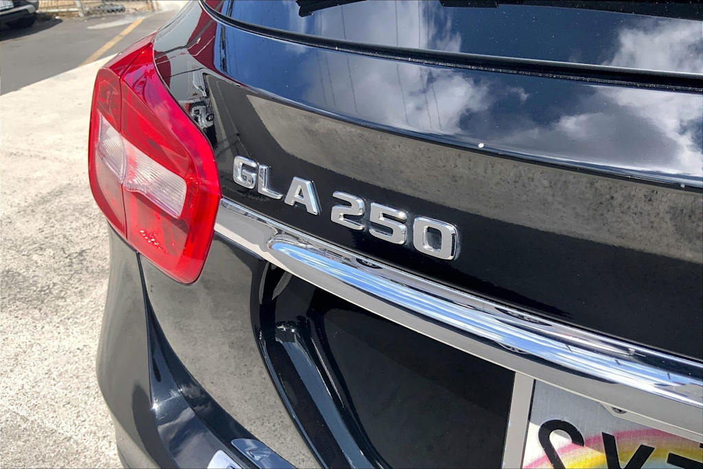 Thumbnail: 2017 Mercedes-Benz GLA - 7