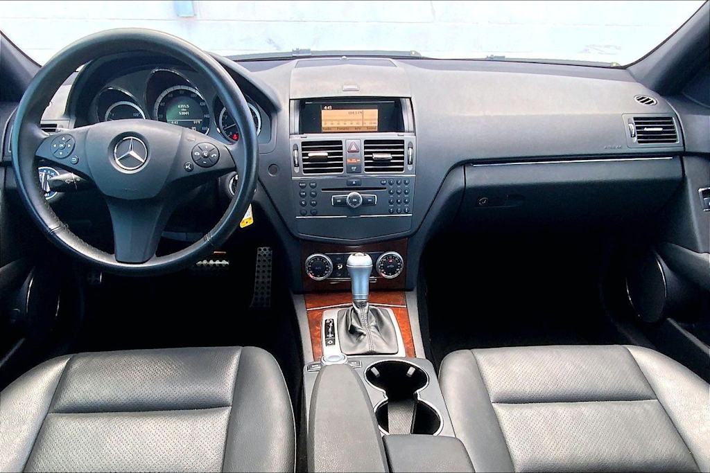 Thumbnail: 2010 Mercedes-Benz C-Class - 9