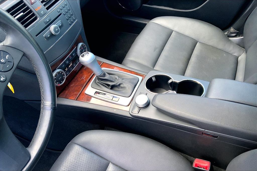 Thumbnail: 2010 Mercedes-Benz C-Class - 15