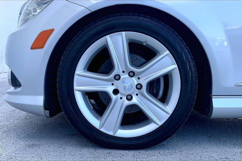 Thumbnail: 2010 Mercedes-Benz C-Class - 7