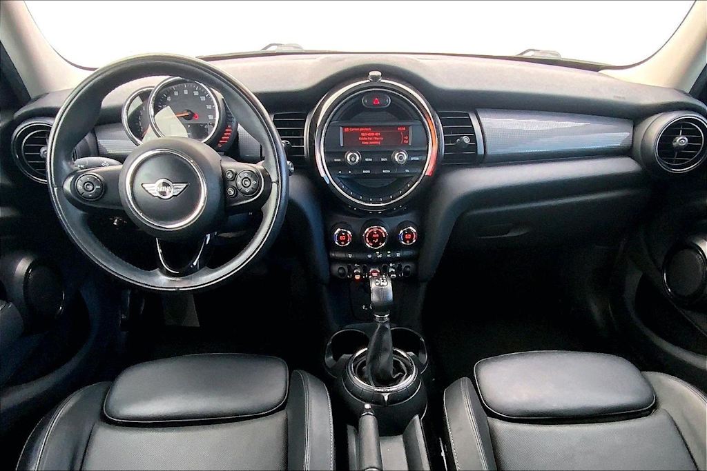 Thumbnail: 2015 MINI Cooper - 10