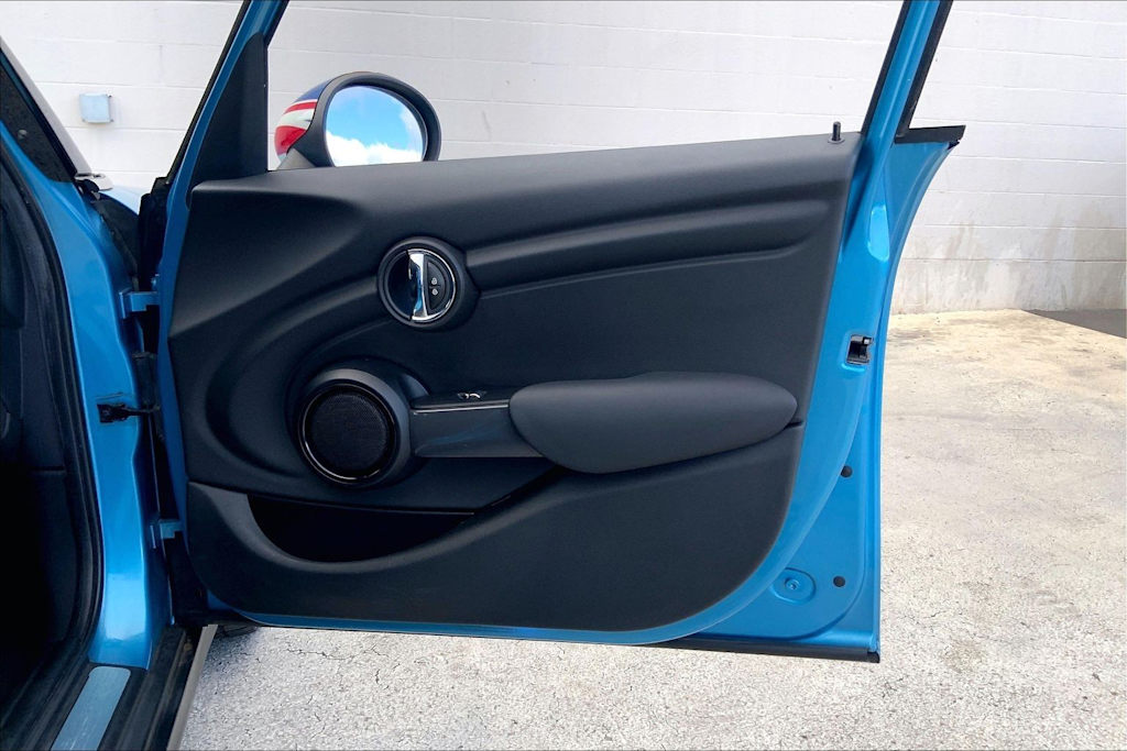 Thumbnail: 2015 MINI Cooper - 29