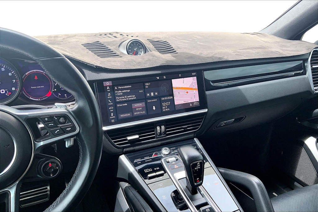 Thumbnail: 2021 Porsche Cayenne - 15