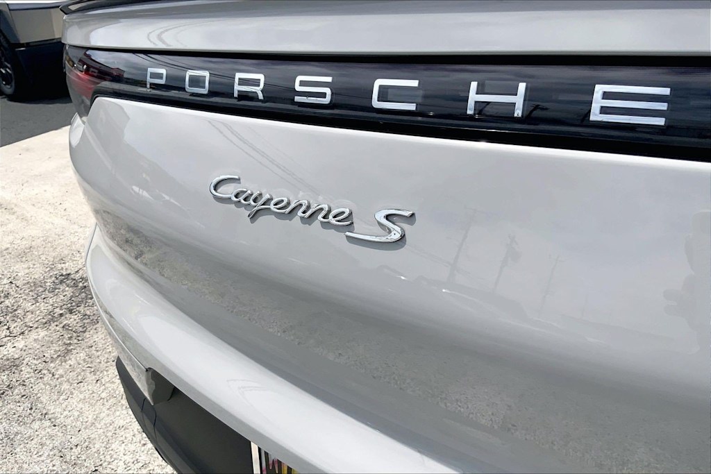 Thumbnail: 2021 Porsche Cayenne - 7