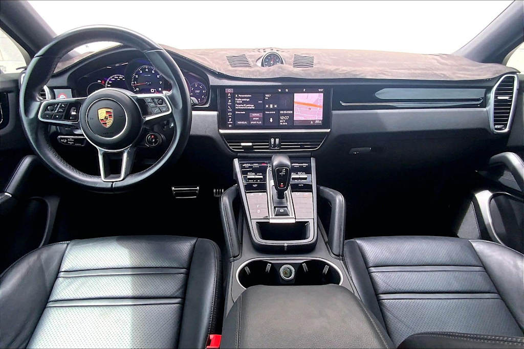 Thumbnail: 2021 Porsche Cayenne - 10