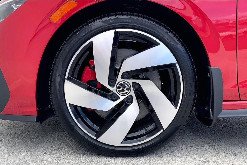 Thumbnail: 2026 Volkswagen Golf - 8