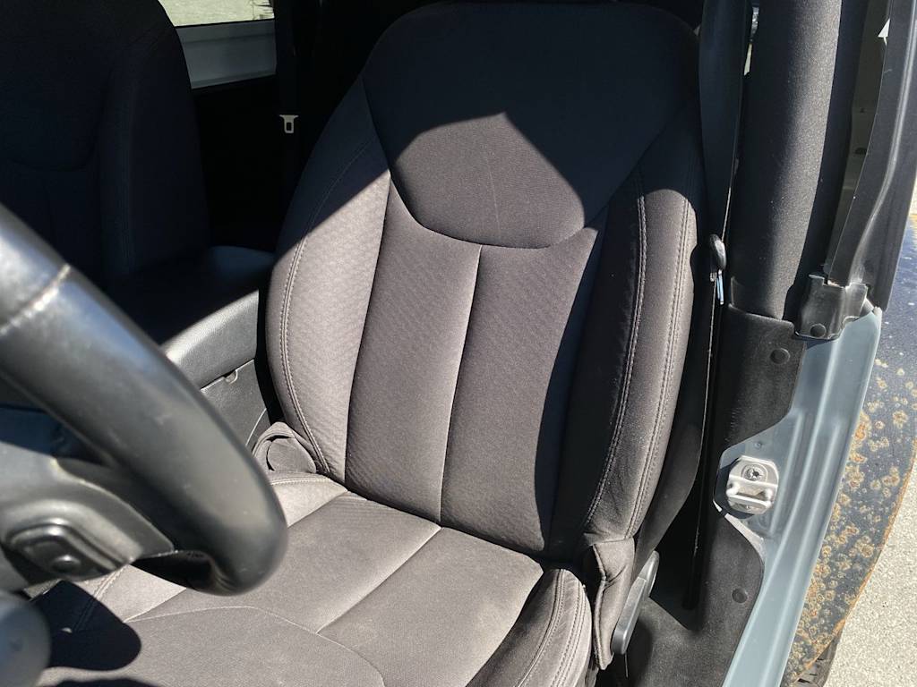 Thumbnail: 2015 Jeep Wrangler - 8