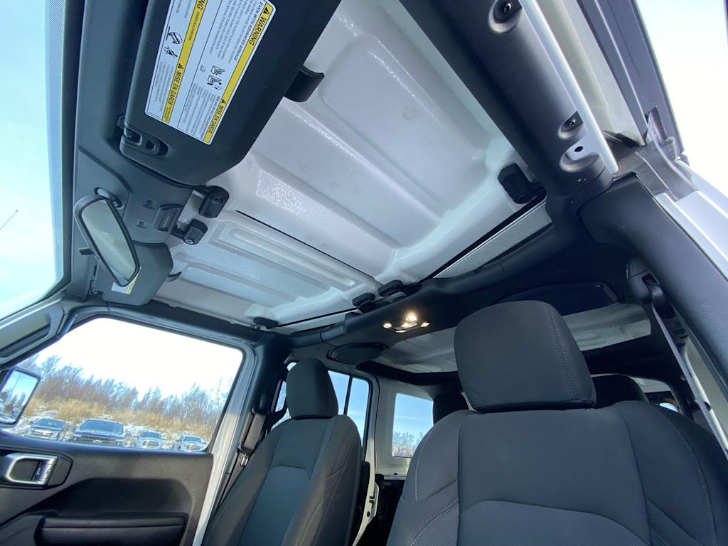 Thumbnail: 2021 Jeep Wrangler - 24