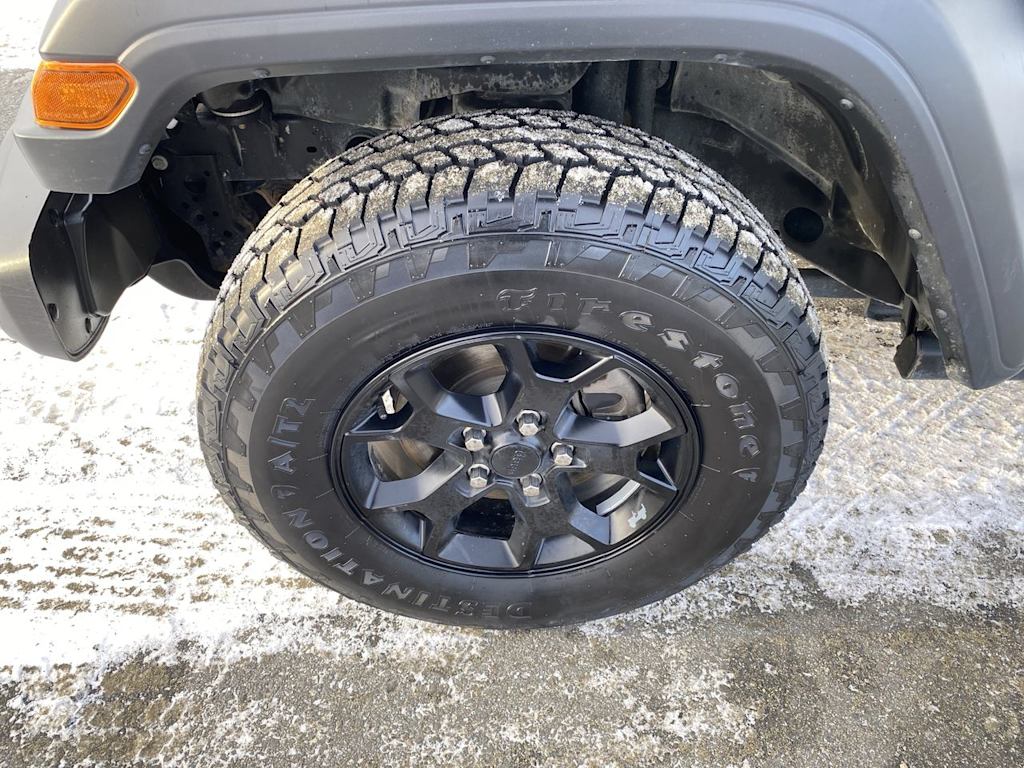 Thumbnail: 2021 Jeep Wrangler - 6