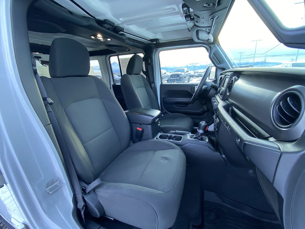 Thumbnail: 2021 Jeep Wrangler - 9