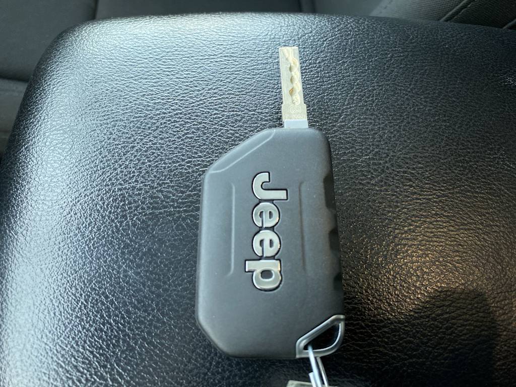 Thumbnail: 2021 Jeep Wrangler - 15