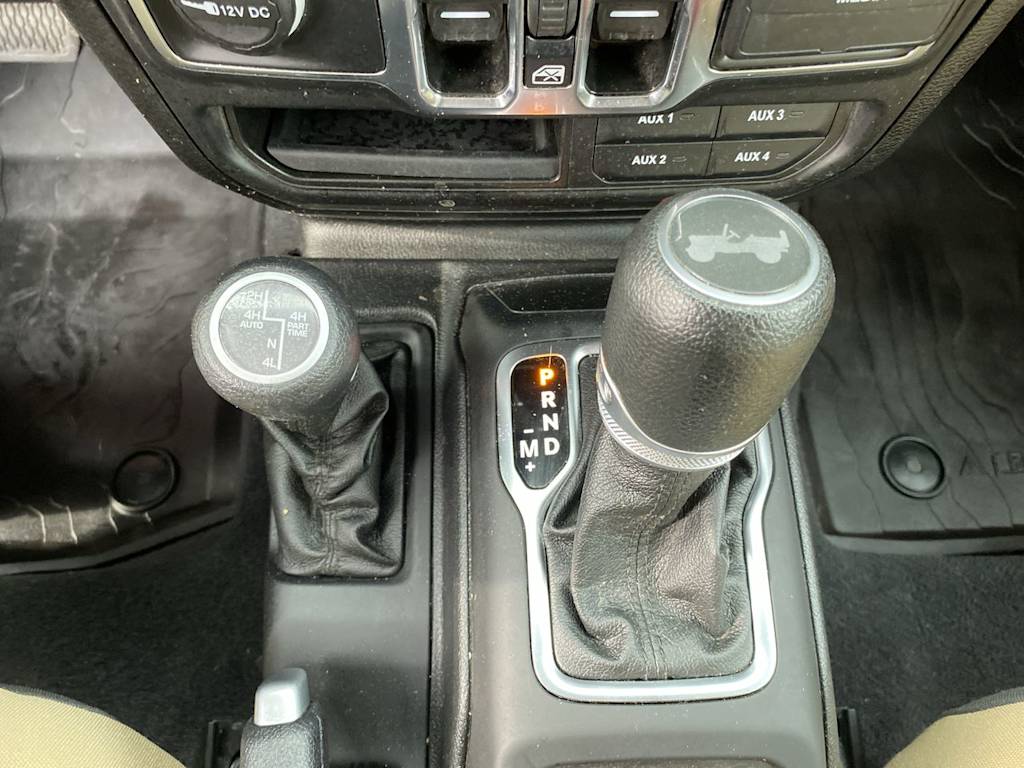 Thumbnail: 2021 Jeep Wrangler - 12