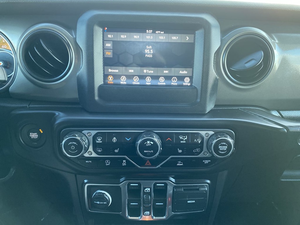 Thumbnail: 2023 Jeep Wrangler - 11