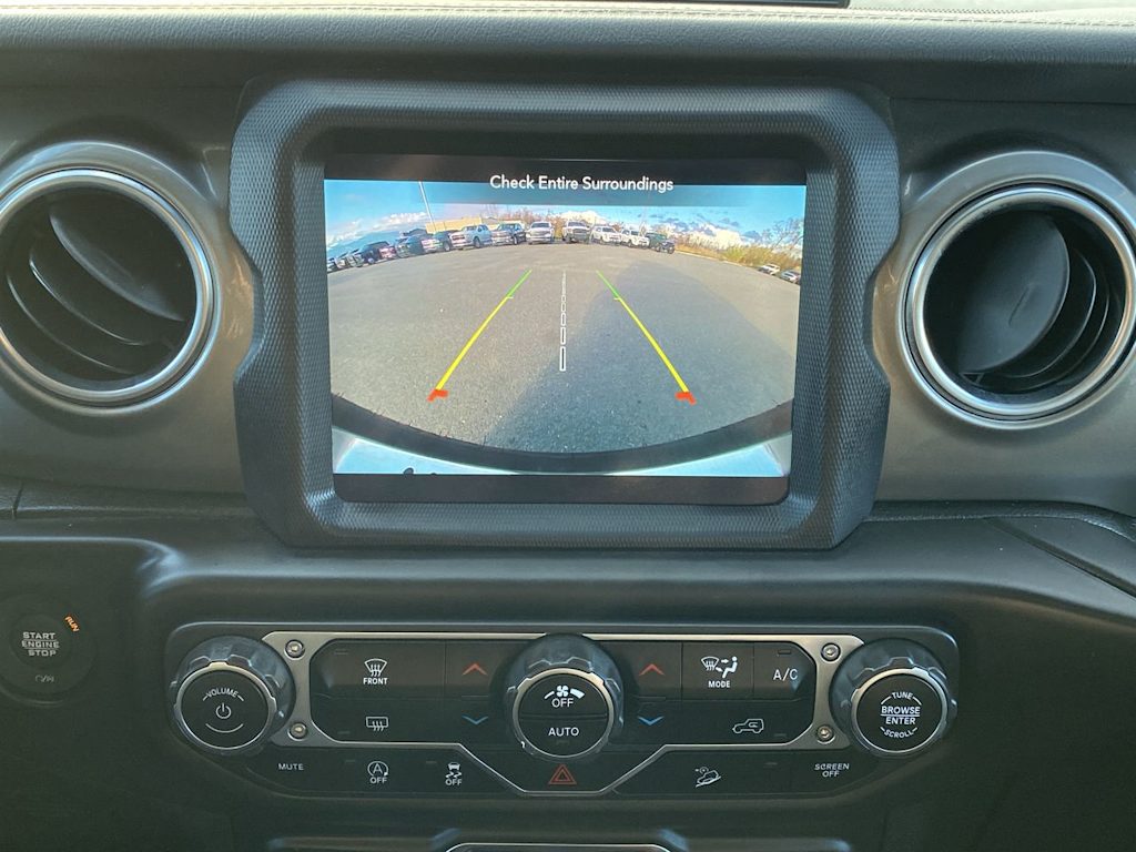 Thumbnail: 2020 Jeep Wrangler - 21