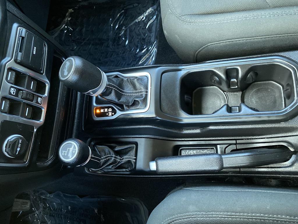 Thumbnail: 2020 Jeep Wrangler - 11