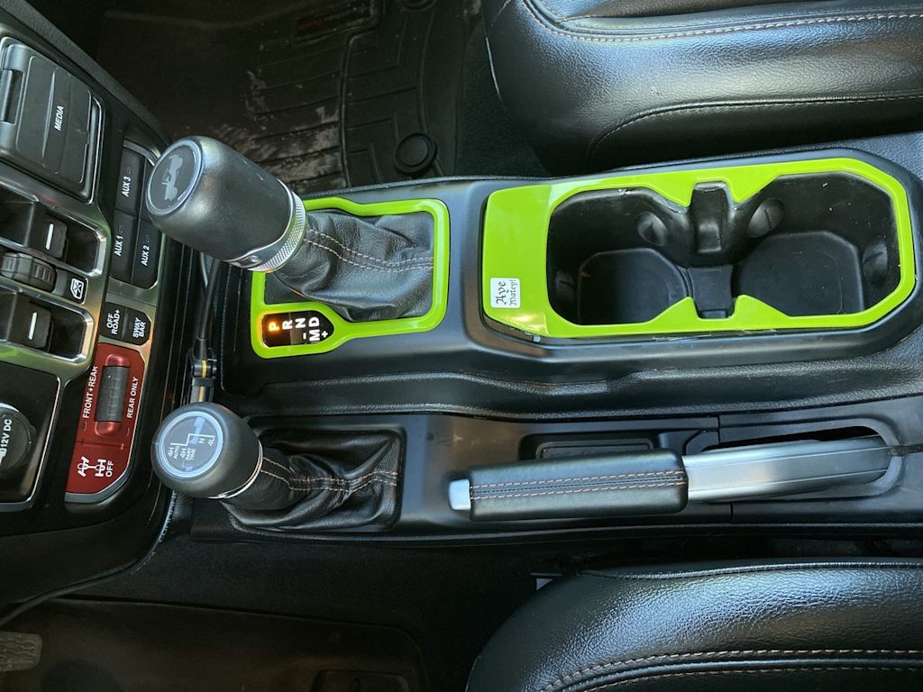 Thumbnail: 2022 Jeep Wrangler - 7