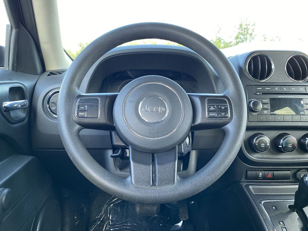 Thumbnail: 2015 Jeep Patriot - 2