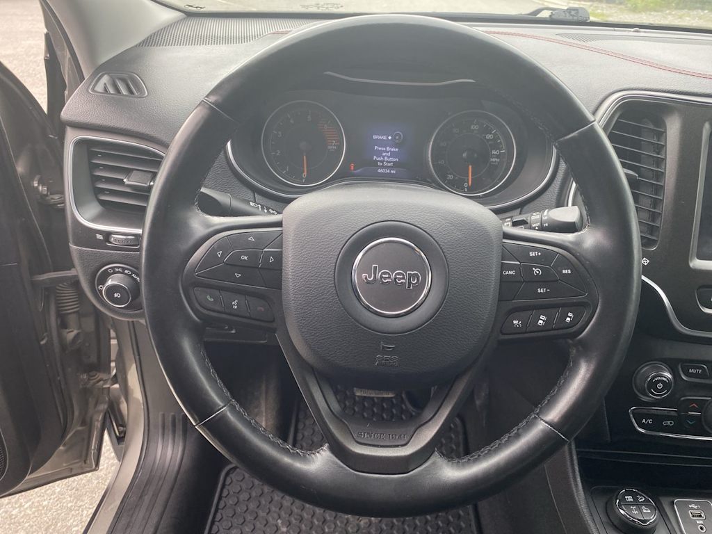 Thumbnail: 2020 Jeep Cherokee - 2