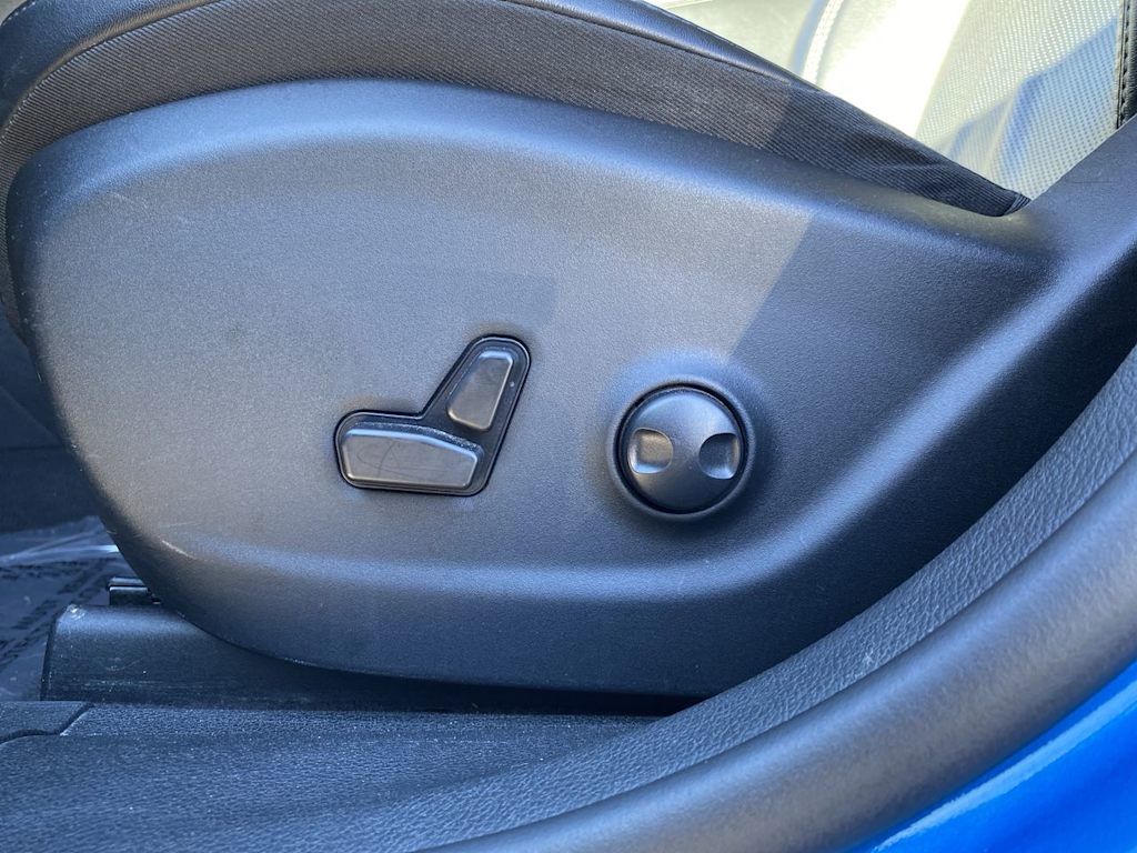 Thumbnail: 2023 Jeep Cherokee - 19