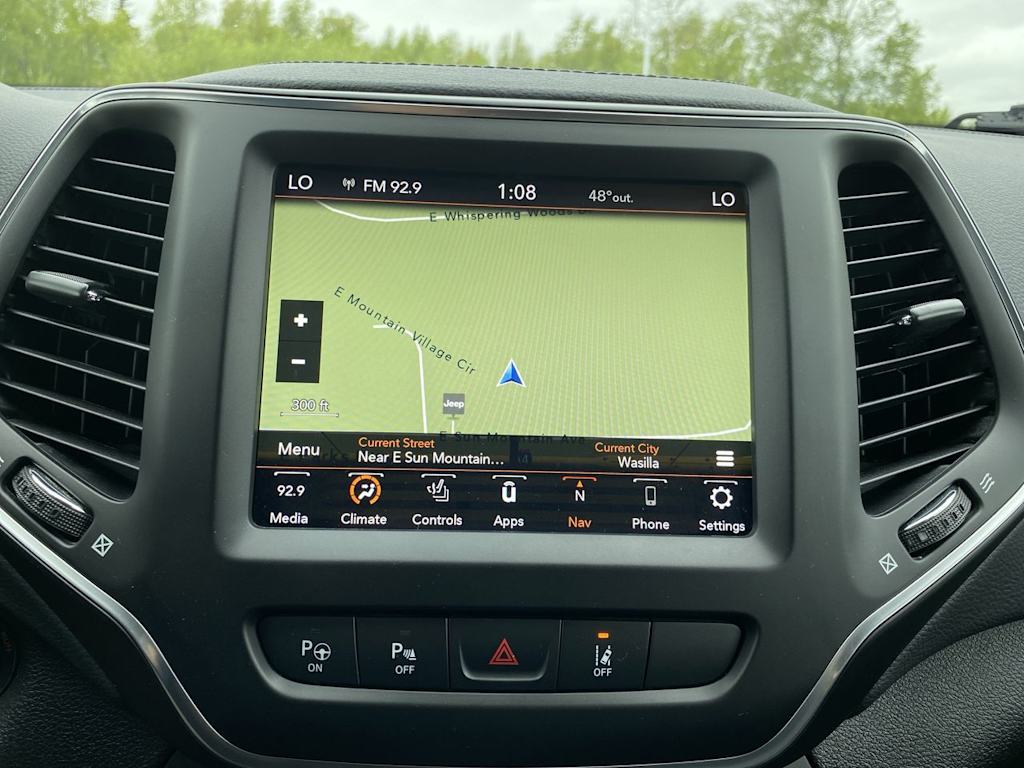 Thumbnail: 2023 Jeep Cherokee - 20