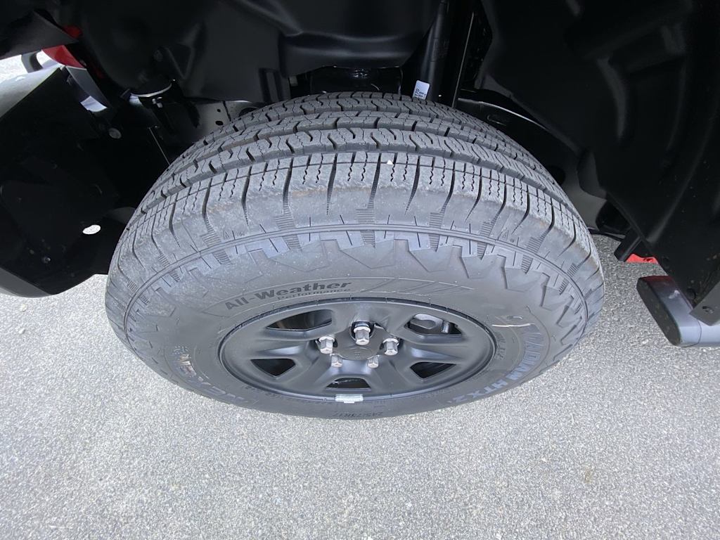 Thumbnail: 2025 Jeep Wrangler - 6