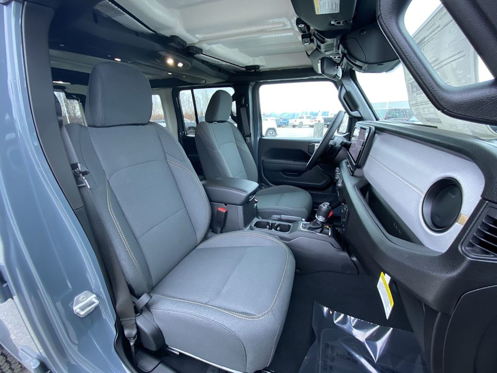 Thumbnail: 2026 Jeep Wrangler - 10