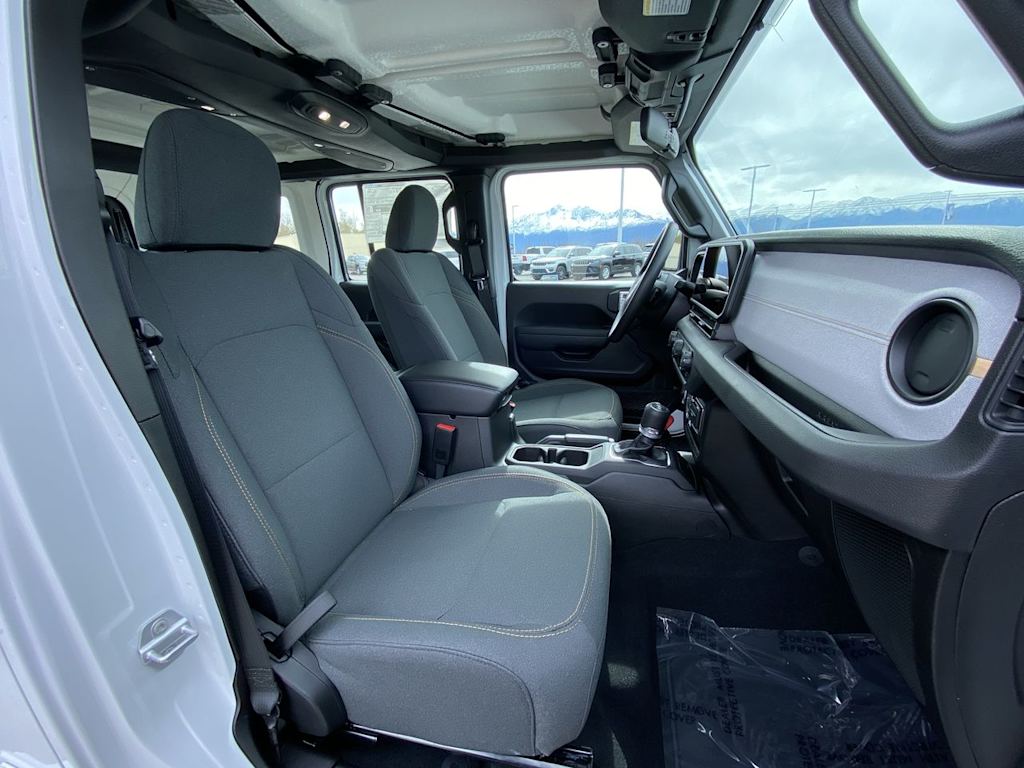 Thumbnail: 2025 Jeep Wrangler - 11