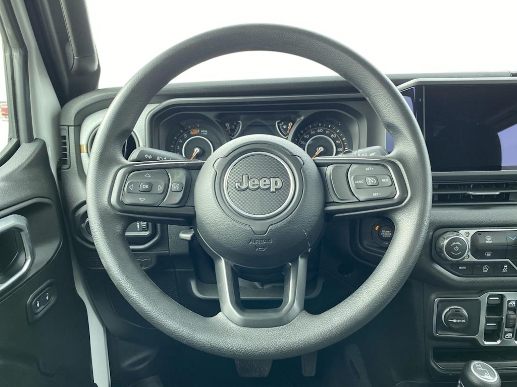 Thumbnail: 2025 Jeep Wrangler - 2