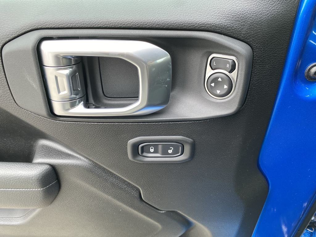 Thumbnail: 2026 Jeep Wrangler - 24