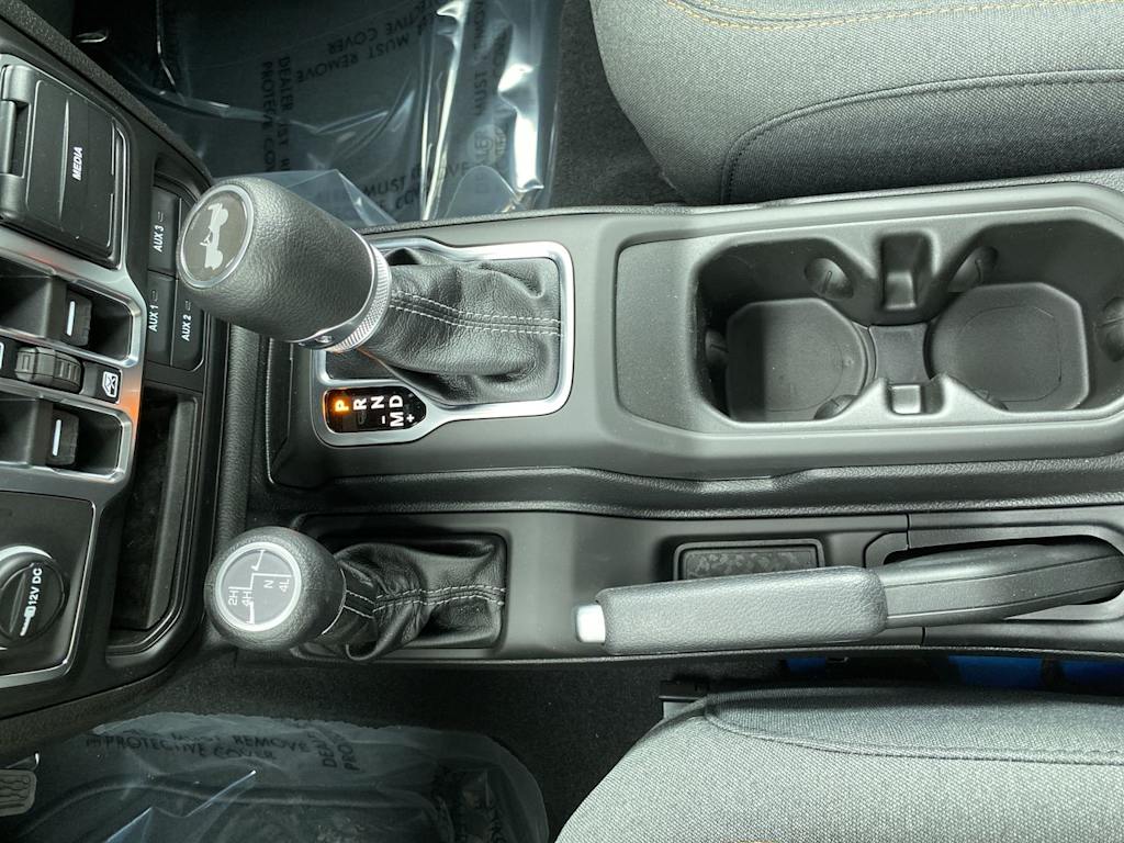 Thumbnail: 2026 Jeep Wrangler - 14