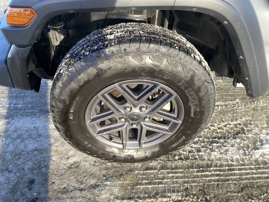 Thumbnail: 2024 Jeep Wrangler - 5