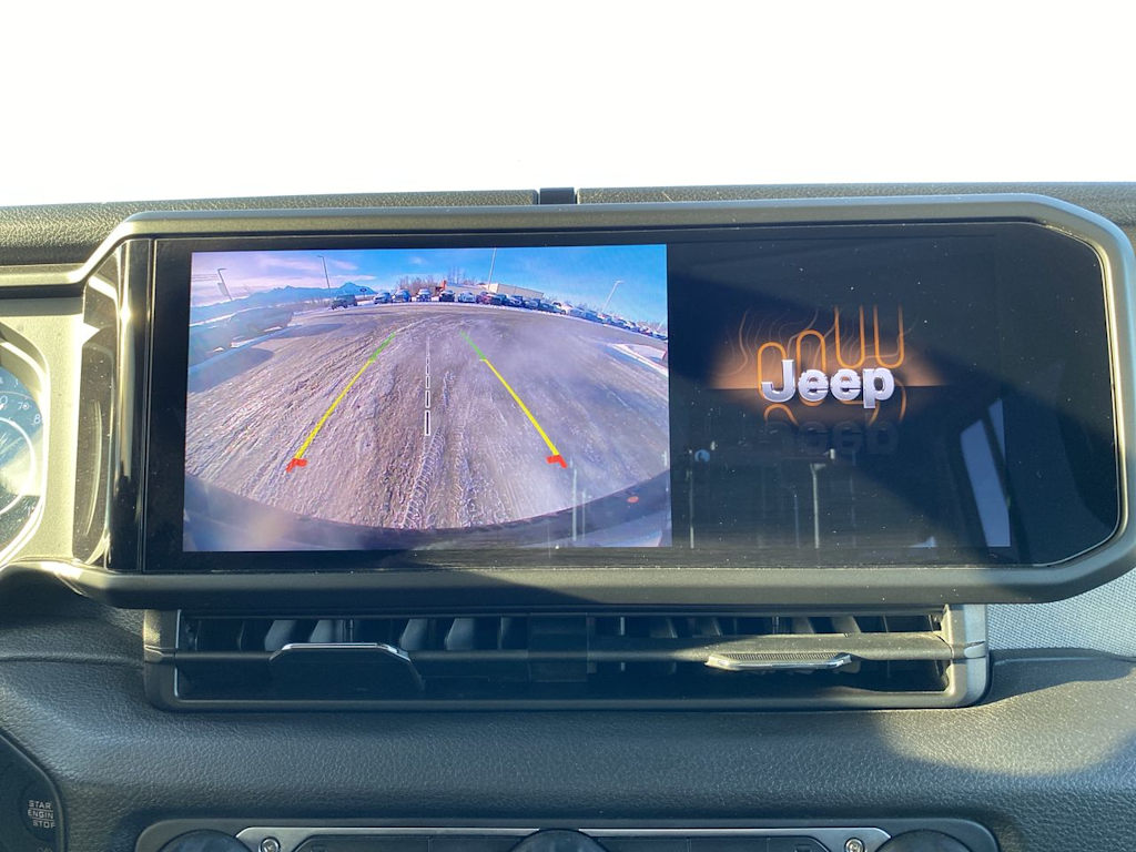 Thumbnail: 2024 Jeep Wrangler - 20