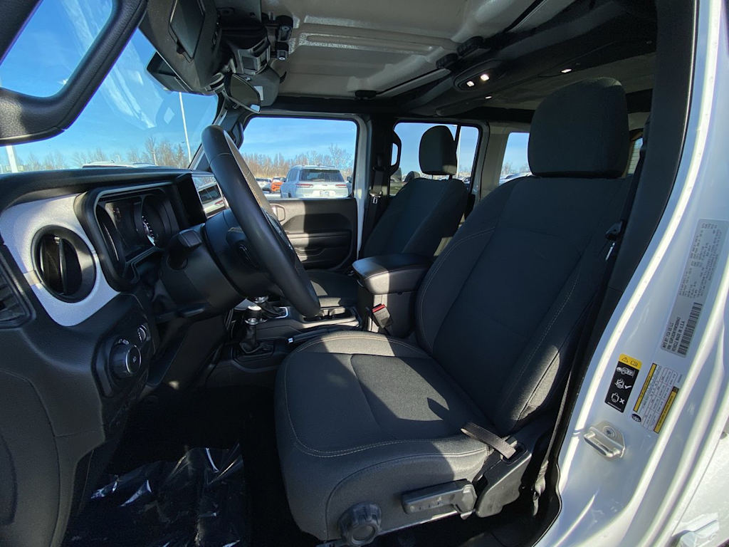 Thumbnail: 2024 Jeep Wrangler - 7