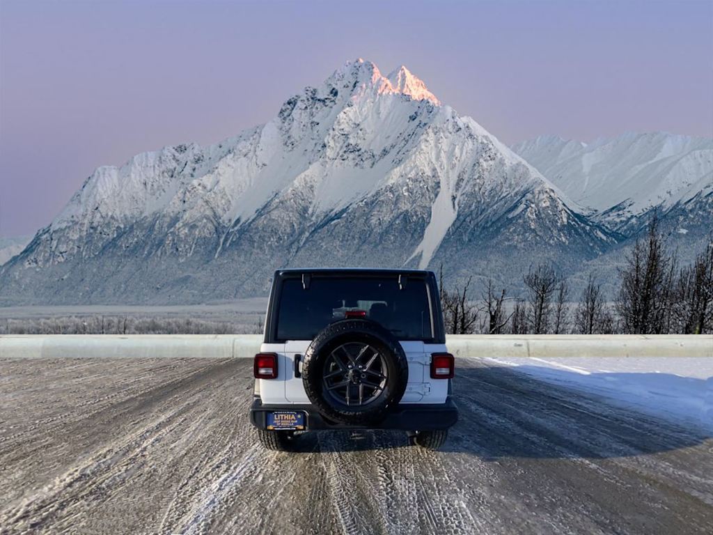 Thumbnail: 2024 Jeep Wrangler - 13