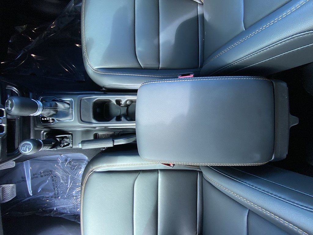 Thumbnail: 2026 Jeep Wrangler - 26