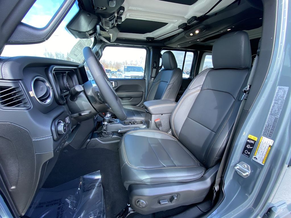 Thumbnail: 2026 Jeep Wrangler - 8