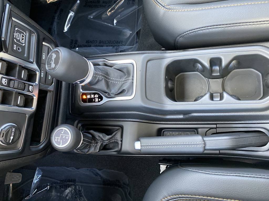 Thumbnail: 2026 Jeep Wrangler - 13